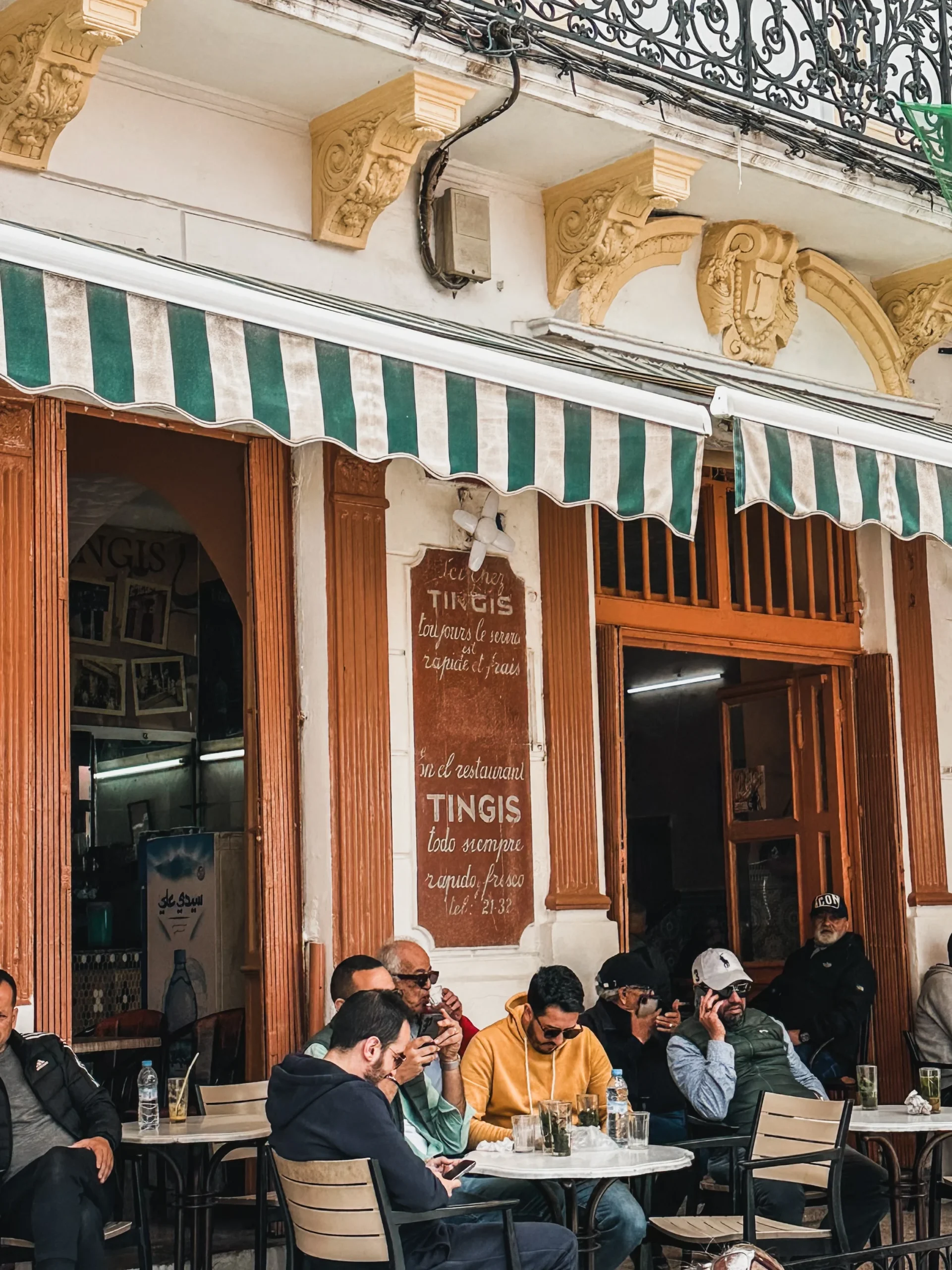 Tingis Café