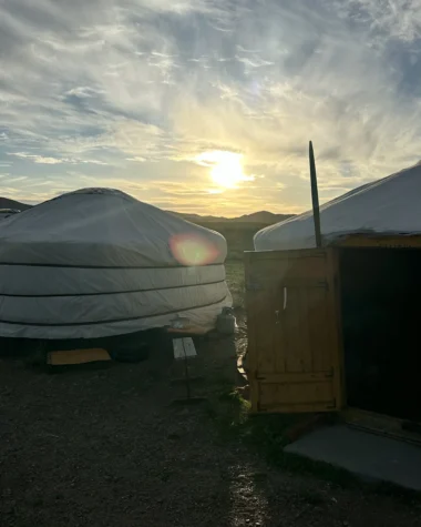 viaggio in mongolia la gher al tramonto